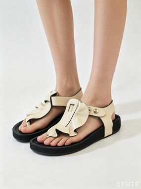Isabel Marant Black and Cream Slide Sandals